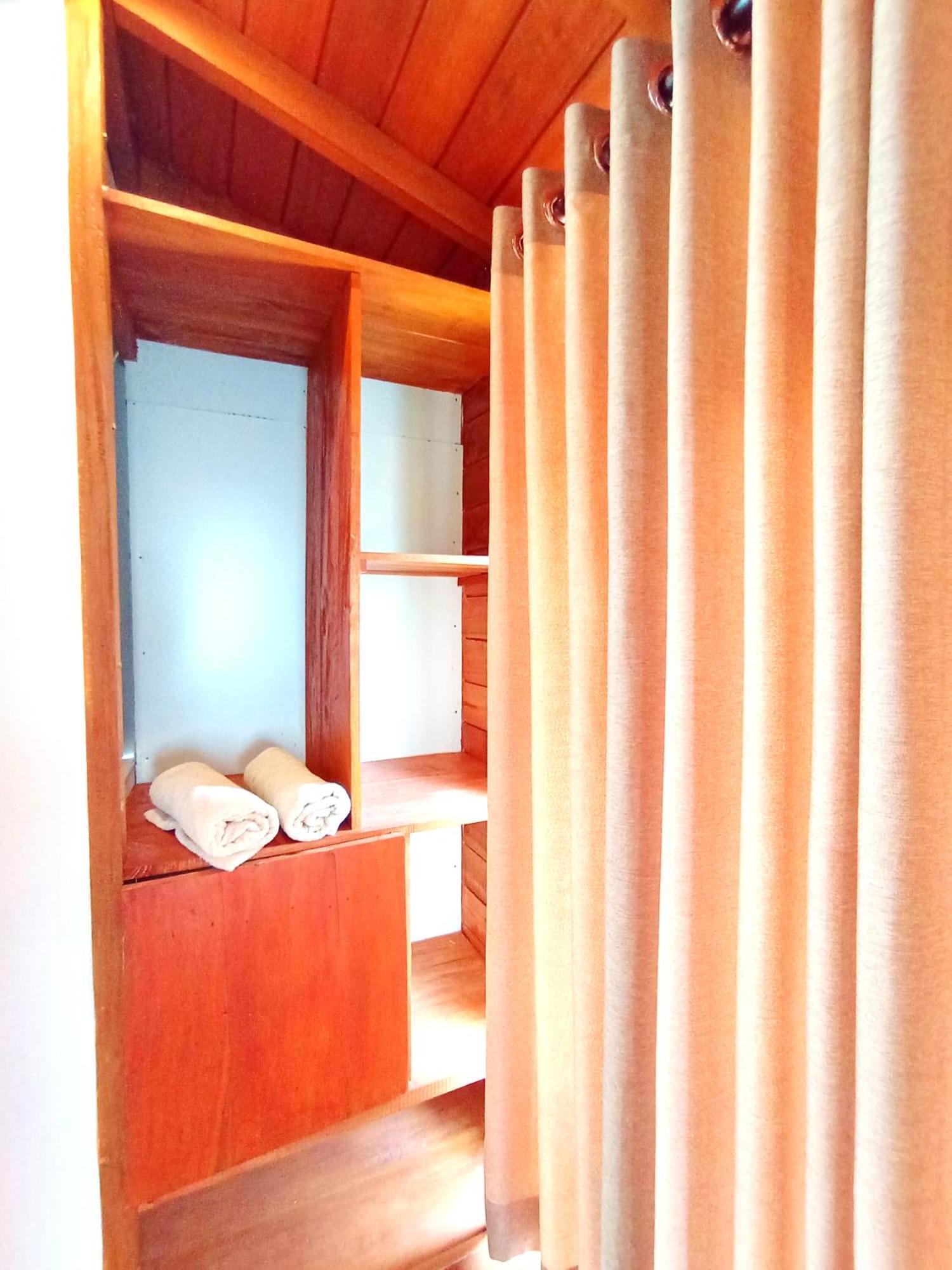 Thusara Guesthouse Mirissa Bagian luar foto