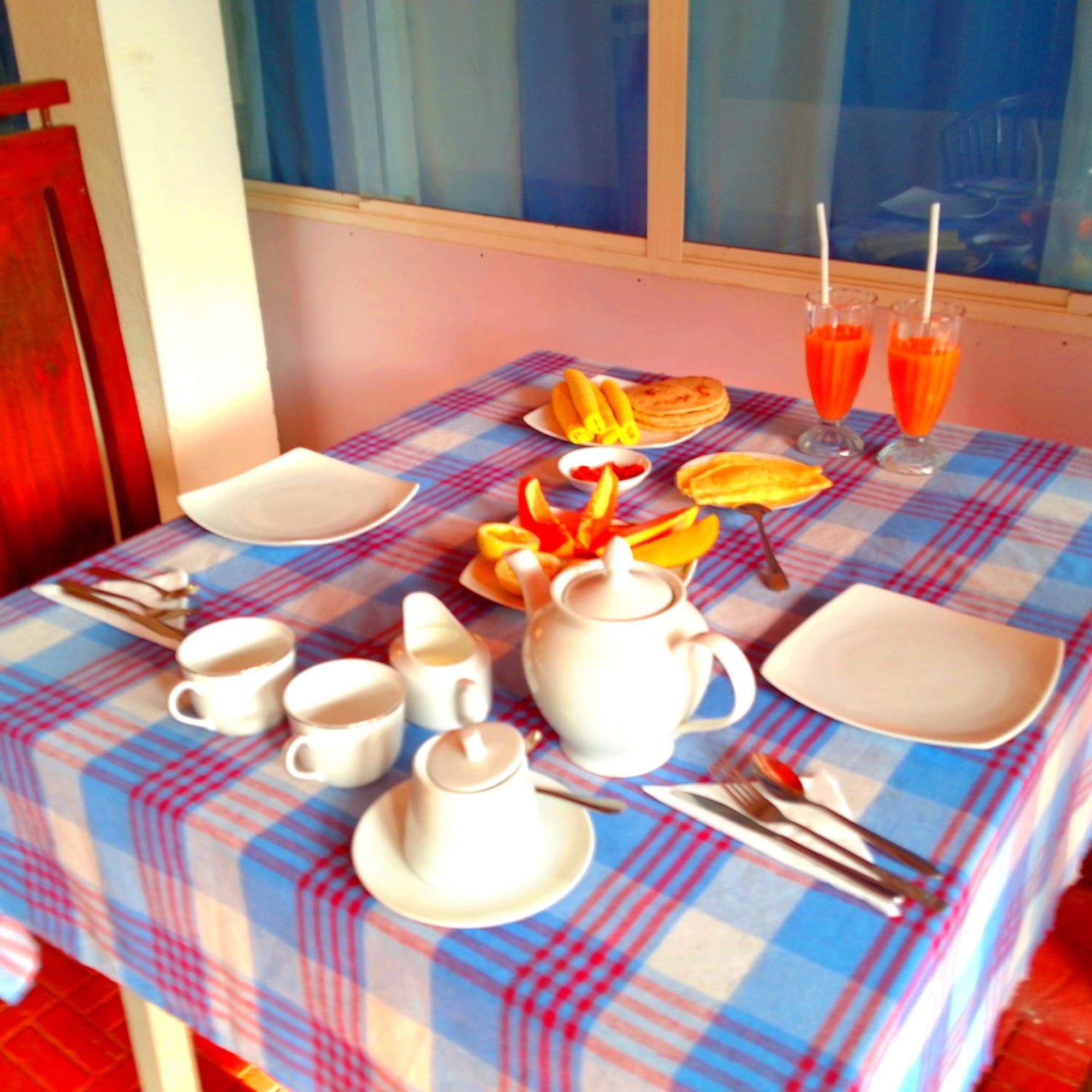 Thusara Guesthouse Mirissa Bagian luar foto